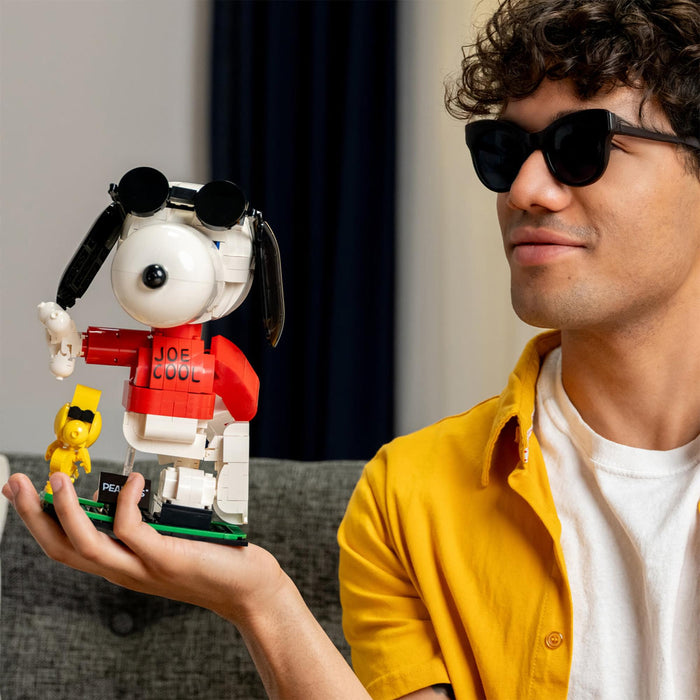 Peanuts Joe Cool 642-Piece Building Set