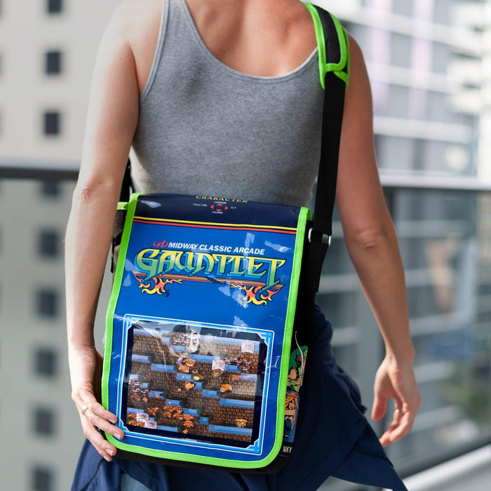 Gauntlet - 14" Arcade Messenger Bag