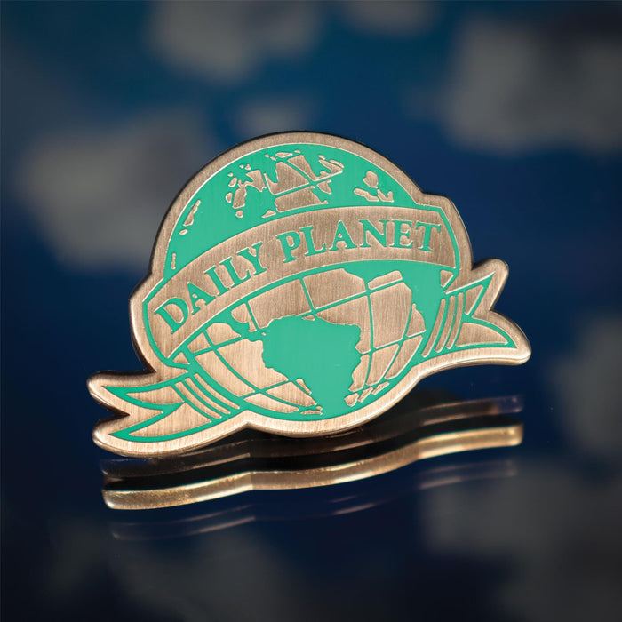 DC Comics - Superman Daily Planet Limited Edition Enamel Pin