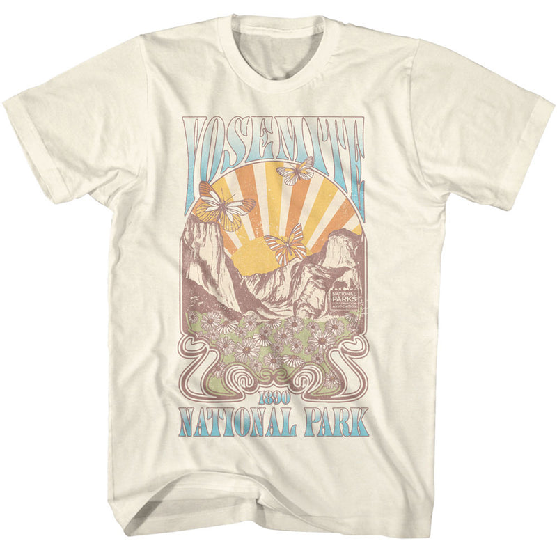 T-Shirt featuring design named National Parks - Yosemite Nouveau Sunrise