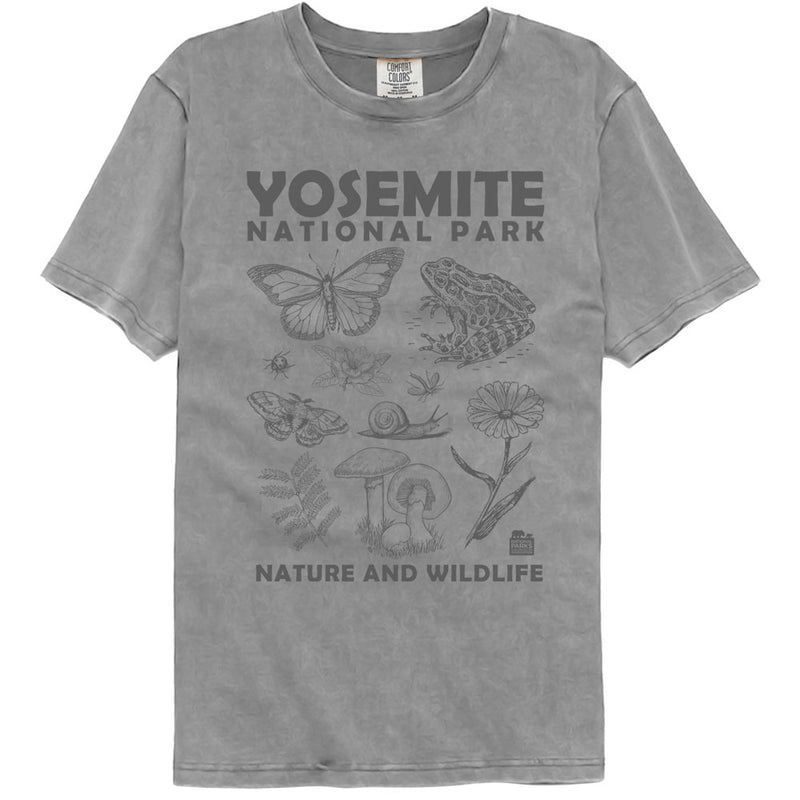 T-Shirt featuring design named National Parks - Yosemite Nature and Wildlife