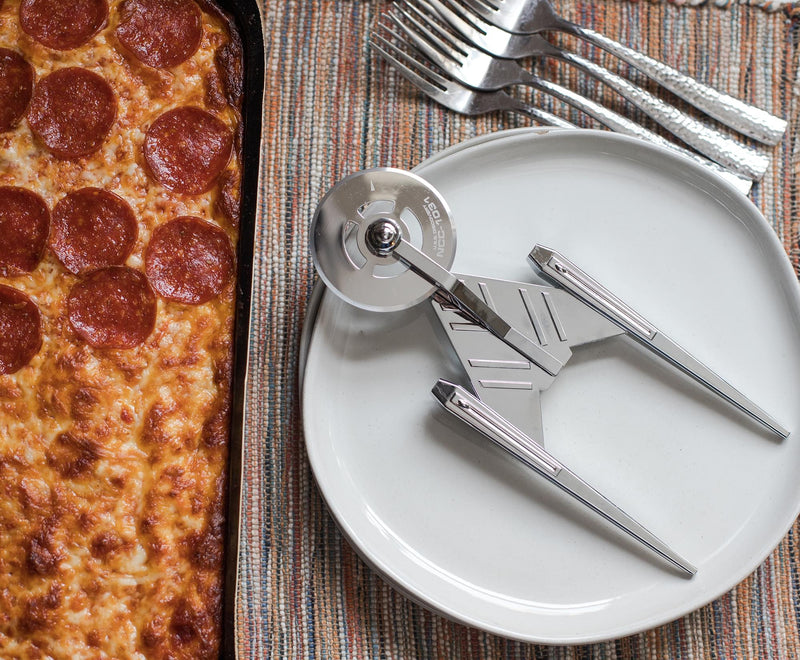 Star Trek Discovery Crossfield Starship Metal Pizza Cutter