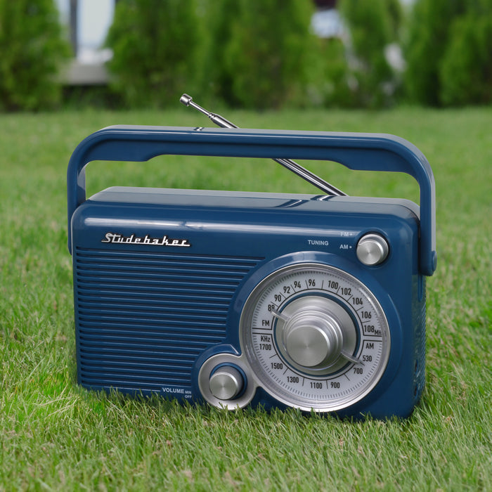 Studebaker Portable AM/FM Radio