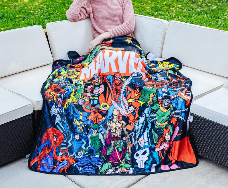 Marvel Comics Superheroes Fleece Throw Blanket | 45 x 60 Inches product image 4 of 9