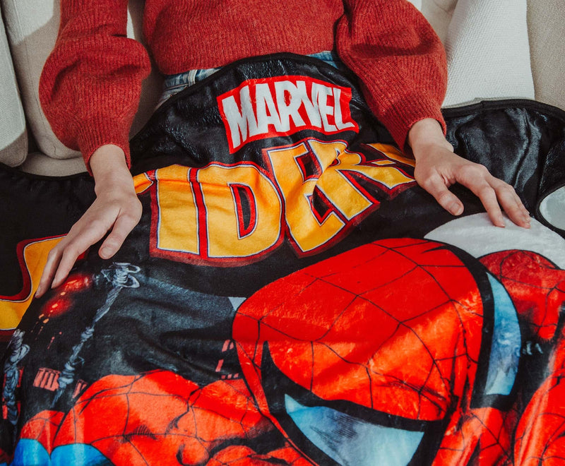 Marvel Comics Spider-Man: One More Day Fleece Throw Blanket | 45 x 60 Inches product image 7 of 9