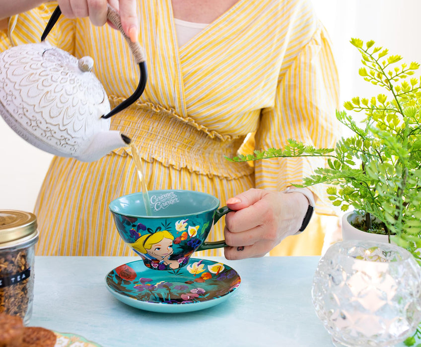Disney Alice In Wonderland Ceramic Teacup and Saucer Set