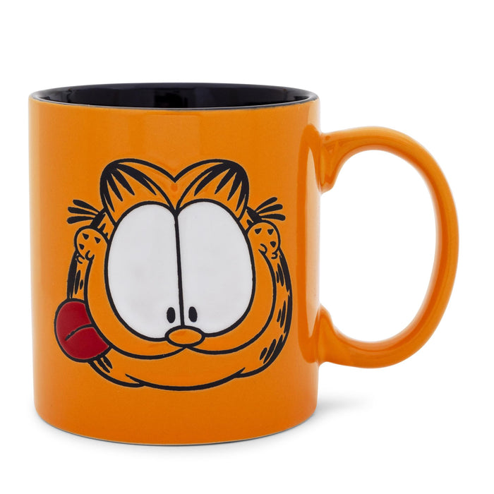 Garfield Tongue Out Wax-Resist Ceramic Mug | Holds 20 Ounces