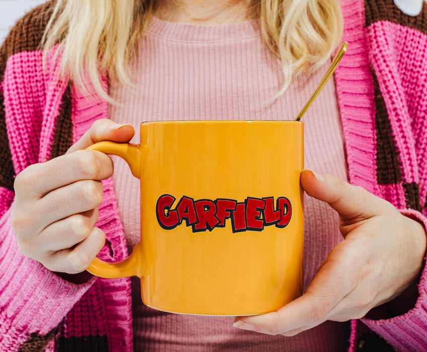 Garfield Tongue Out Wax-Resist Ceramic Mug | Holds 20 Ounces