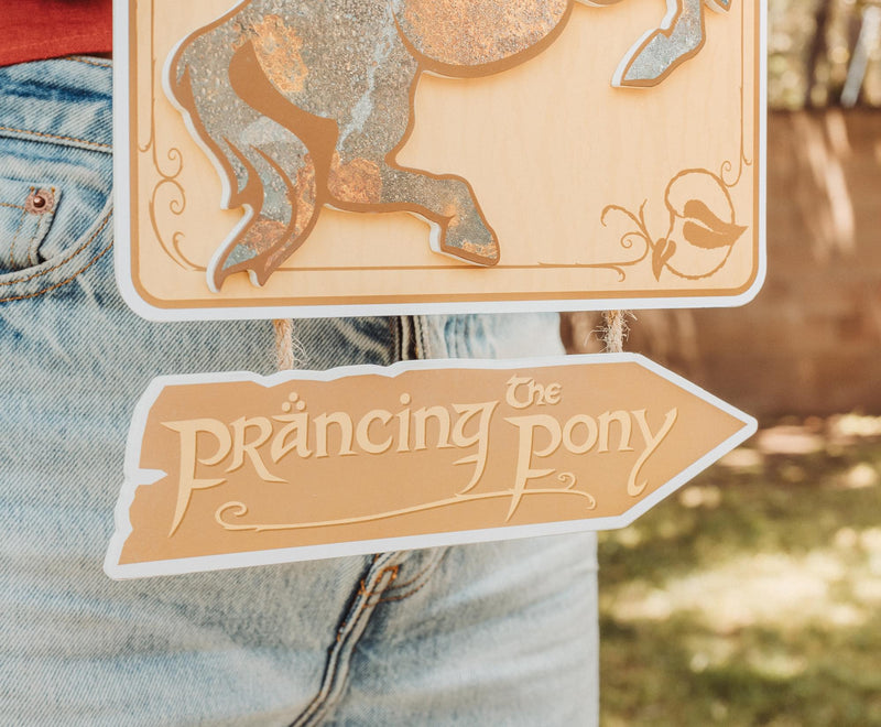 The Lord Of The Rings The Prancing Pony Hanging Wall Sign | 11 x 8 Inches product image 2 of 8