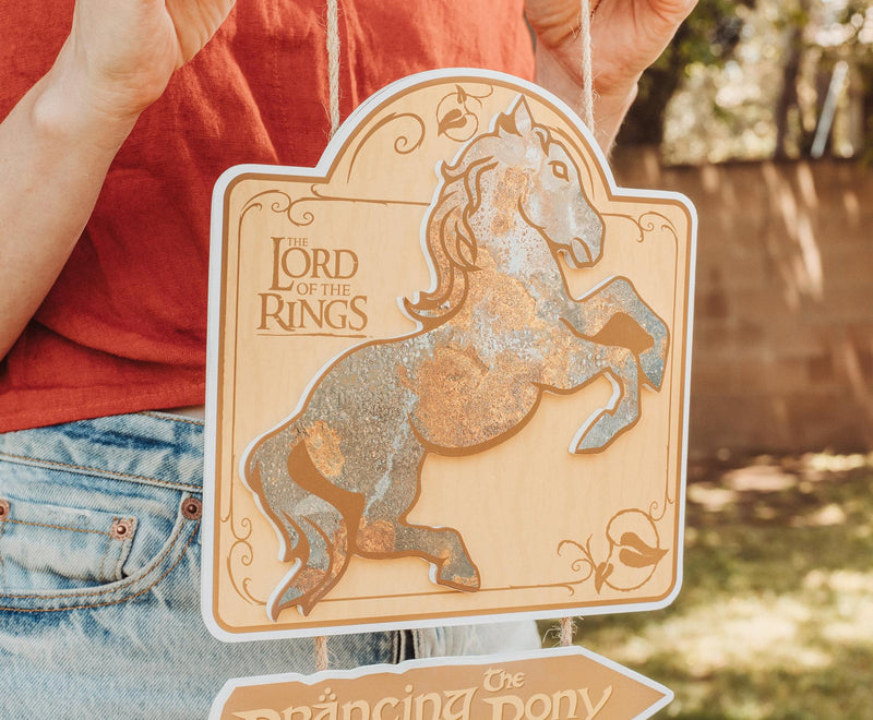 The Lord Of The Rings The Prancing Pony Hanging Wall Sign | 11 x 8 Inches product image 3 of 8