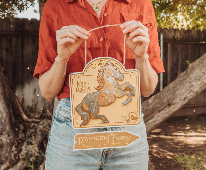 The Lord Of The Rings The Prancing Pony Hanging Wall Sign | 11 x 8 Inches product image 4 of 8