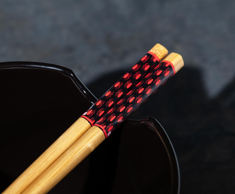Marvel Spider-Man Face 20-Ounce Ramen Bowl and Chopstick Set product image 6 of 9