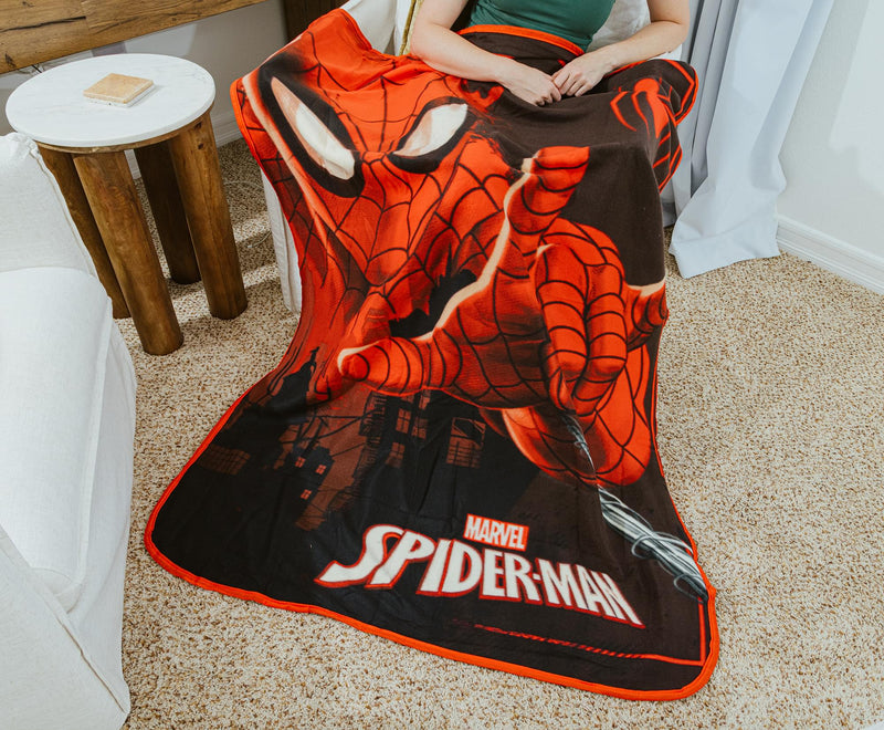 Marvel Spider-Man Web-Shooter Fleece Throw Blanket | 45 x 60 Inches product image 7 of 9