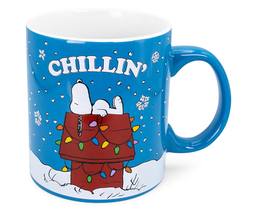 Peanuts - Snoopy "Chillin" Ceramic Mug | Holds 20 Ounces