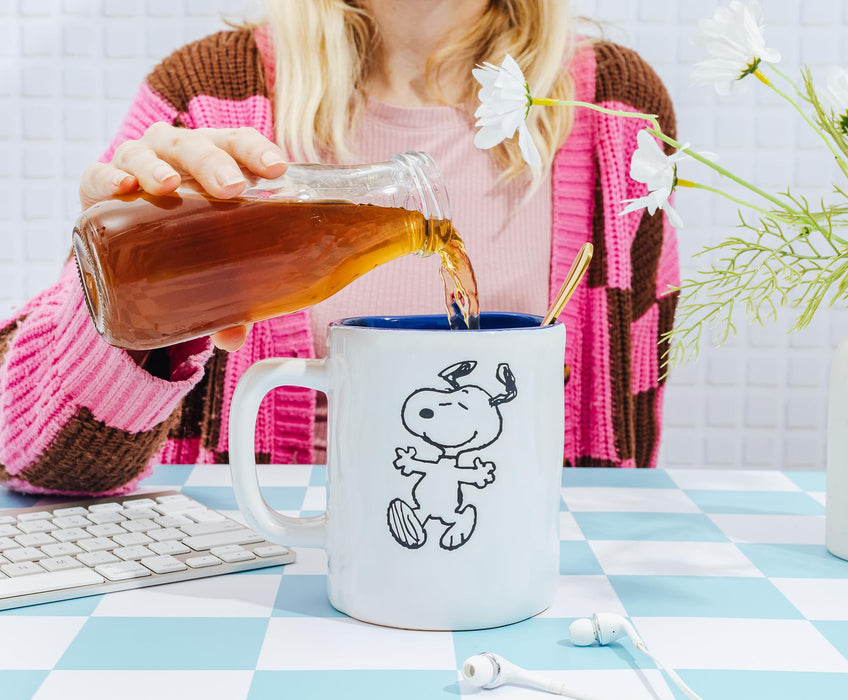 Peanuts - Snoopy Ceramic Pottery Mug | Holds 25 Ounces