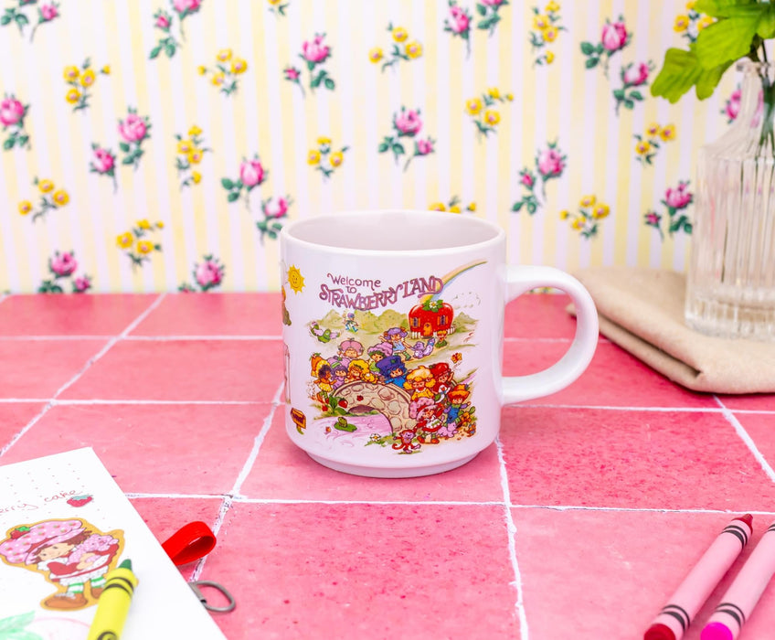 Strawberry Shortcake - "Welcome to Strawberryland" Ceramic Mug | Holds 13 Ounces