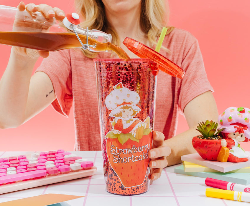 Strawberry Shortcake - 32-Ounce Confetti Carnival Cup with Lid and Straw