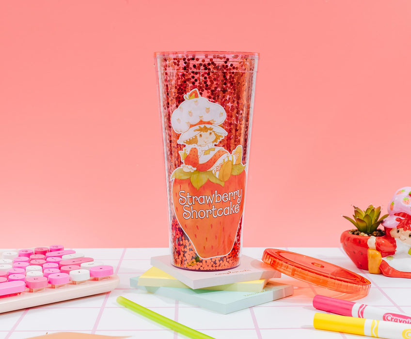 Strawberry Shortcake - 32-Ounce Confetti Carnival Cup with Lid and Straw