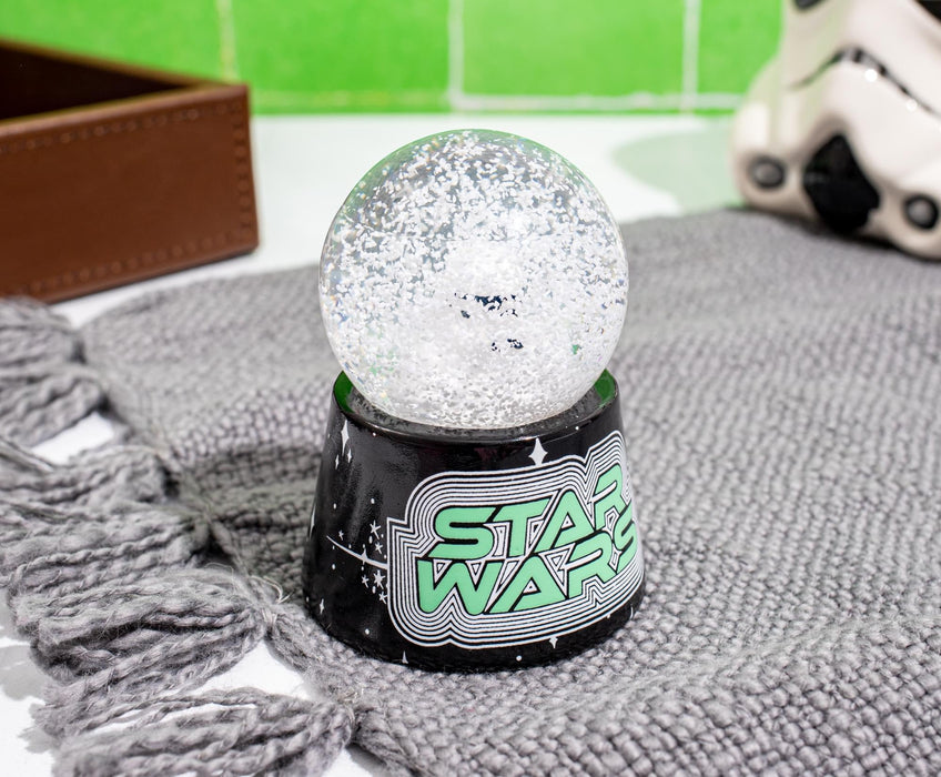 Star Wars - Stormtrooper 3-Inch Mini Light-Up Snow Globe