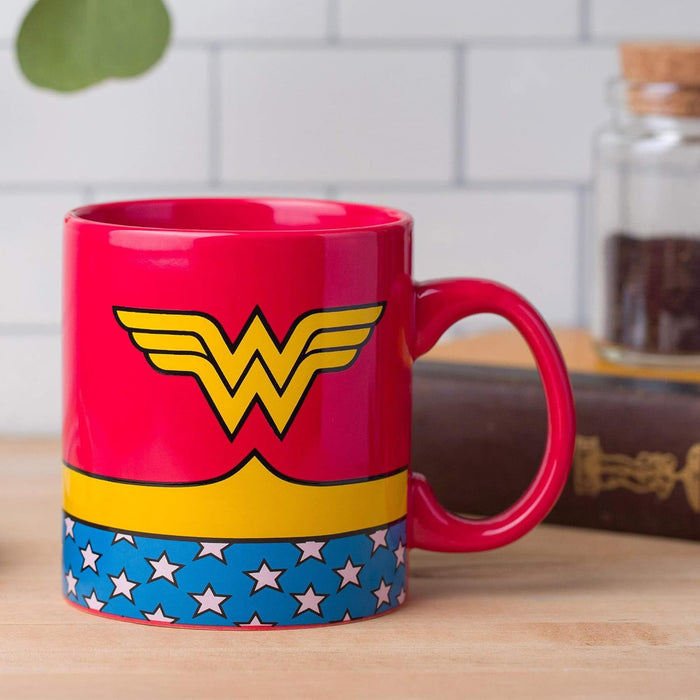 DC Comics Wonder Woman Uniform 20oz Ceramic Mug