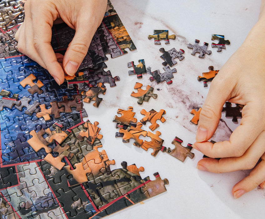 Army Of Darkness 1000-Piece Jigsaw Puzzle | 28 x 20 Inches