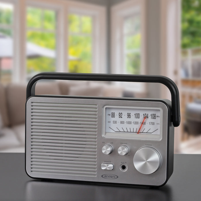 Jensen Portable AM/FM Radio