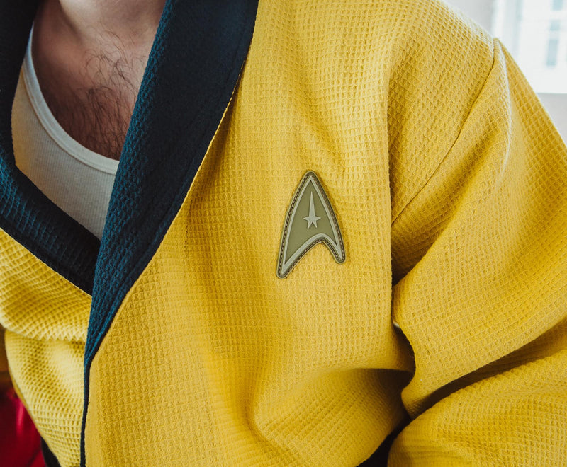 Star Trek: The Original Series Waffle-Weave Cotton Adult Bathrobe | Gold Command product image 6 of 8