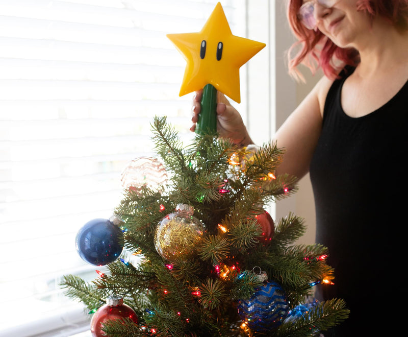 Super Mario Bros. 7-Inch Super Star Light-Up Holiday Tree Topper Decoration product image 5 of 9