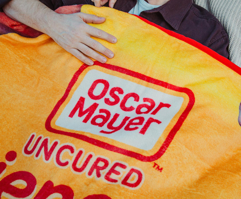Oscar Mayer Jumbo Hot Dogs Fleece Throw Blanket | 45 x 60 Inches product image 5 of 9